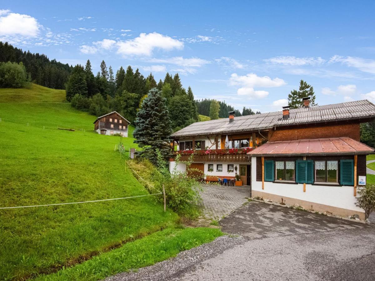 Vintage Holiday Home in Vorarlberg near Ski Area Schwarzenberg im Bregenzerwald Exterior foto