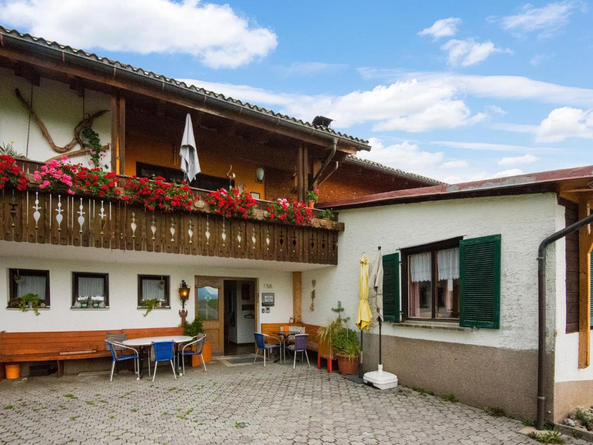 Vintage Holiday Home in Vorarlberg near Ski Area Schwarzenberg im Bregenzerwald Exterior foto