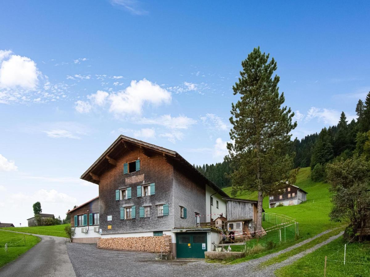 Vintage Holiday Home in Vorarlberg near Ski Area Schwarzenberg im Bregenzerwald Exterior foto